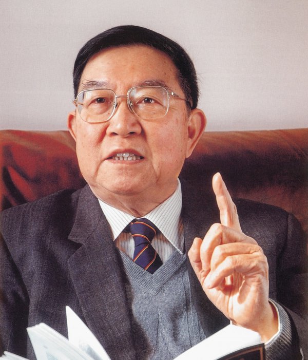 不雅见对话 | 李大潜（上）：贵在对峙，这在职何期间都不会过期